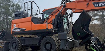 Nové kolové rypadlo rozšiřuje možnosti stavební údržby v Dukovanech